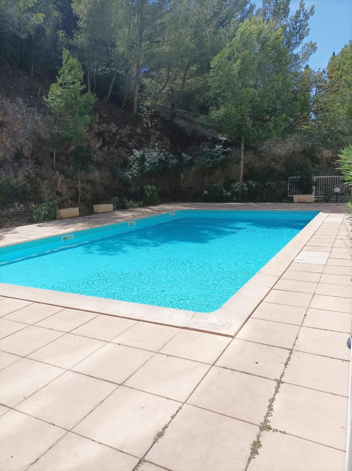 Avec Piscine Appartement *